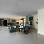 Hermoso Apto Rodadero Con Excelente Ubicacion