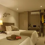 Hotel 1525 By Geh Suites