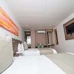 Hotel 1525 By Geh Suites