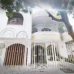 Tia Chela Hostel