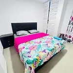 Apartamento En El Rodadero Cerca Al Mar Wifi Y Parqueadero