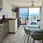 Hermosa Vista A La Playa Del Rodadero