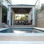 Casas El Manantial