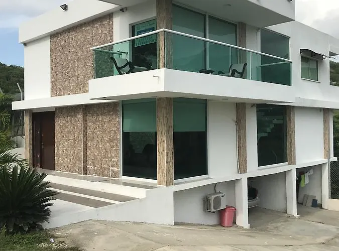 Casas El Manantial