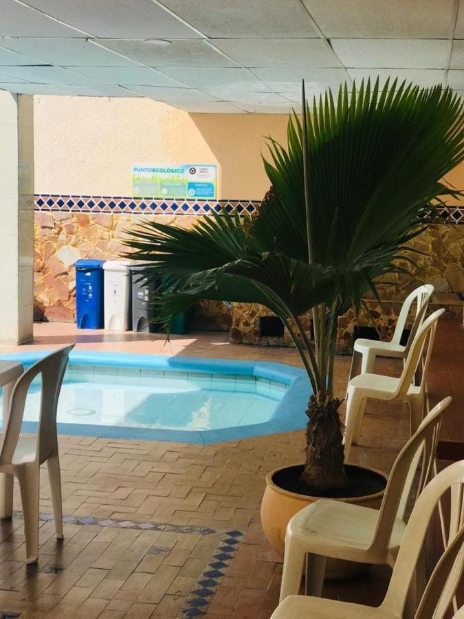 Hotel Olas Del Mar
