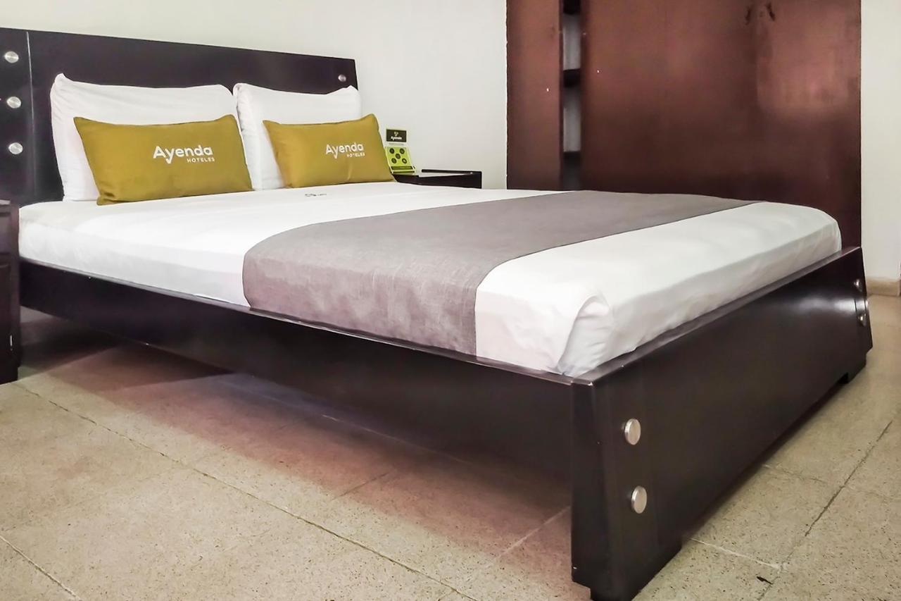 Hotel Ayenda 1622 Charmin
