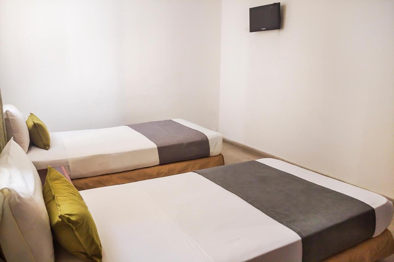 Hotel Ayenda 1622 Charmin