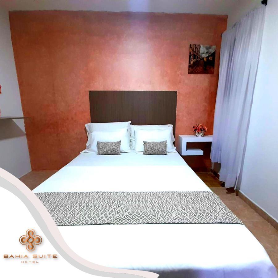 Bahia Hotel *
