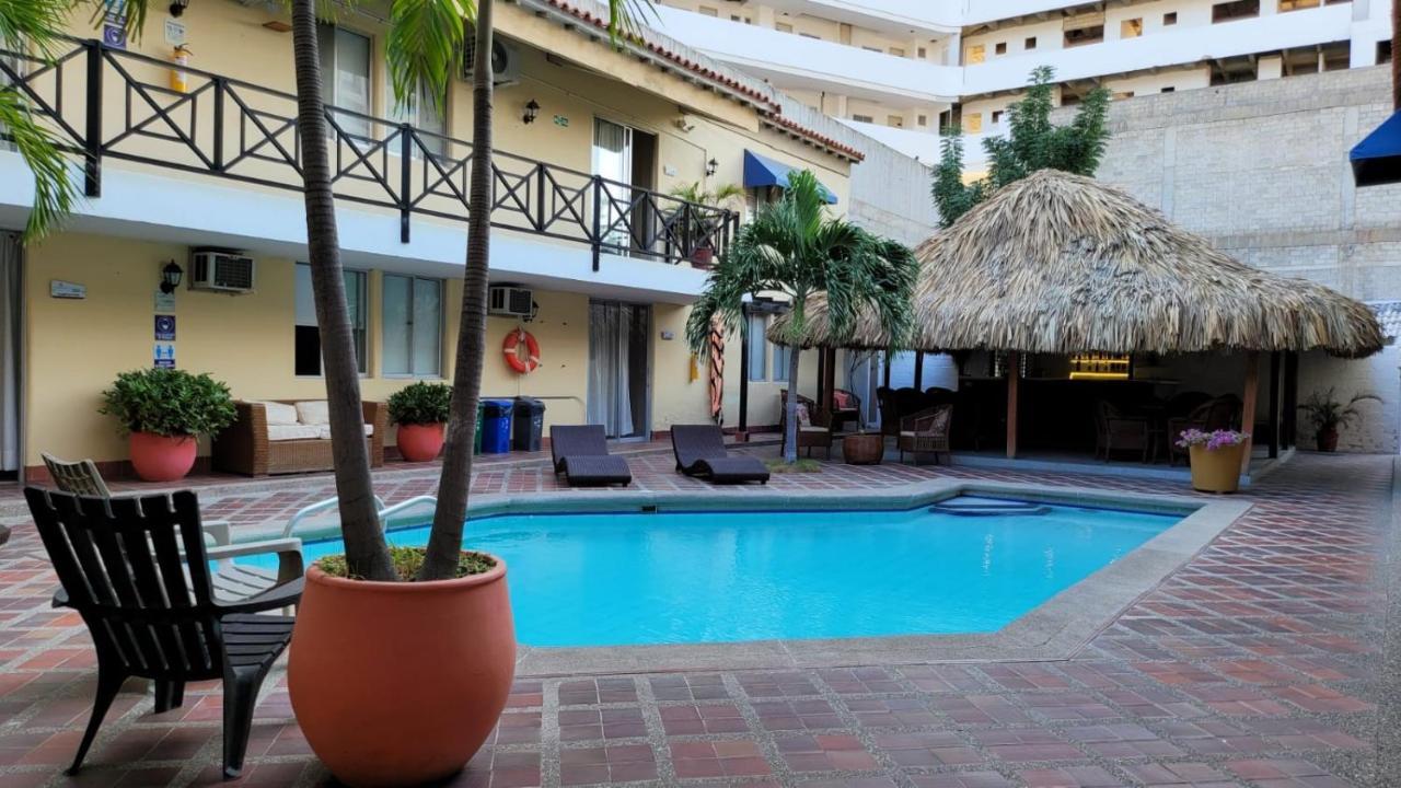Najhomi Hotel