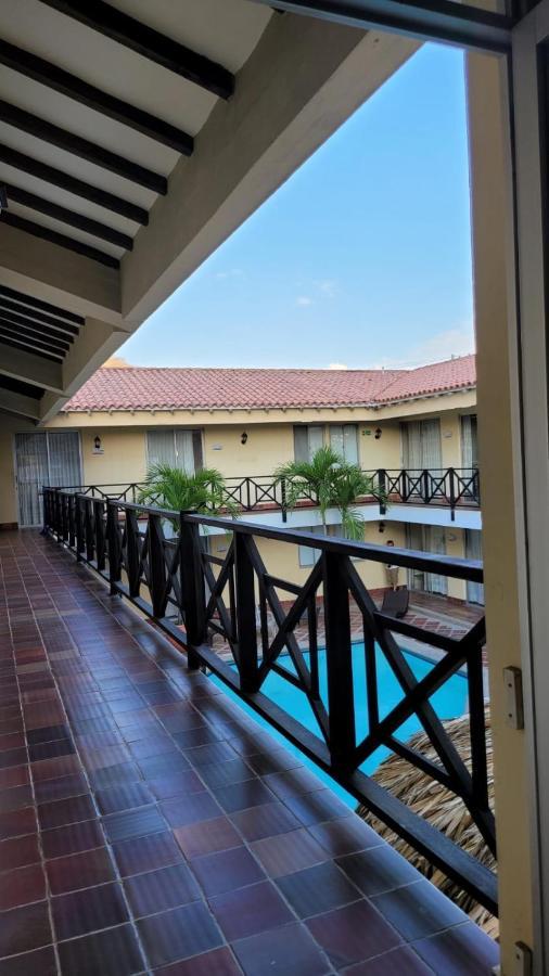 Hotel Najhomi *