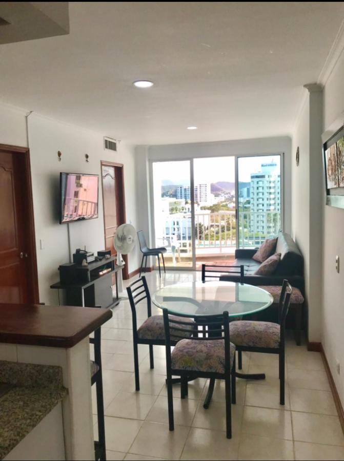 Edificio Excalibur Apartment *