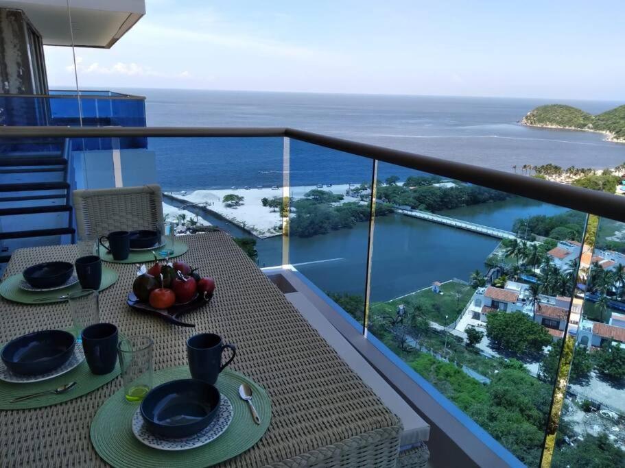 Exclusivo Club: Beachfront Oasis With Olympic Pools & Luxury Amenities Apartment Santa Marta (Magdalena)