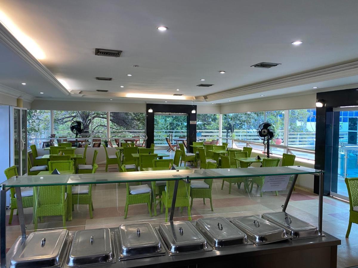 Hotel Sorrento Beach *