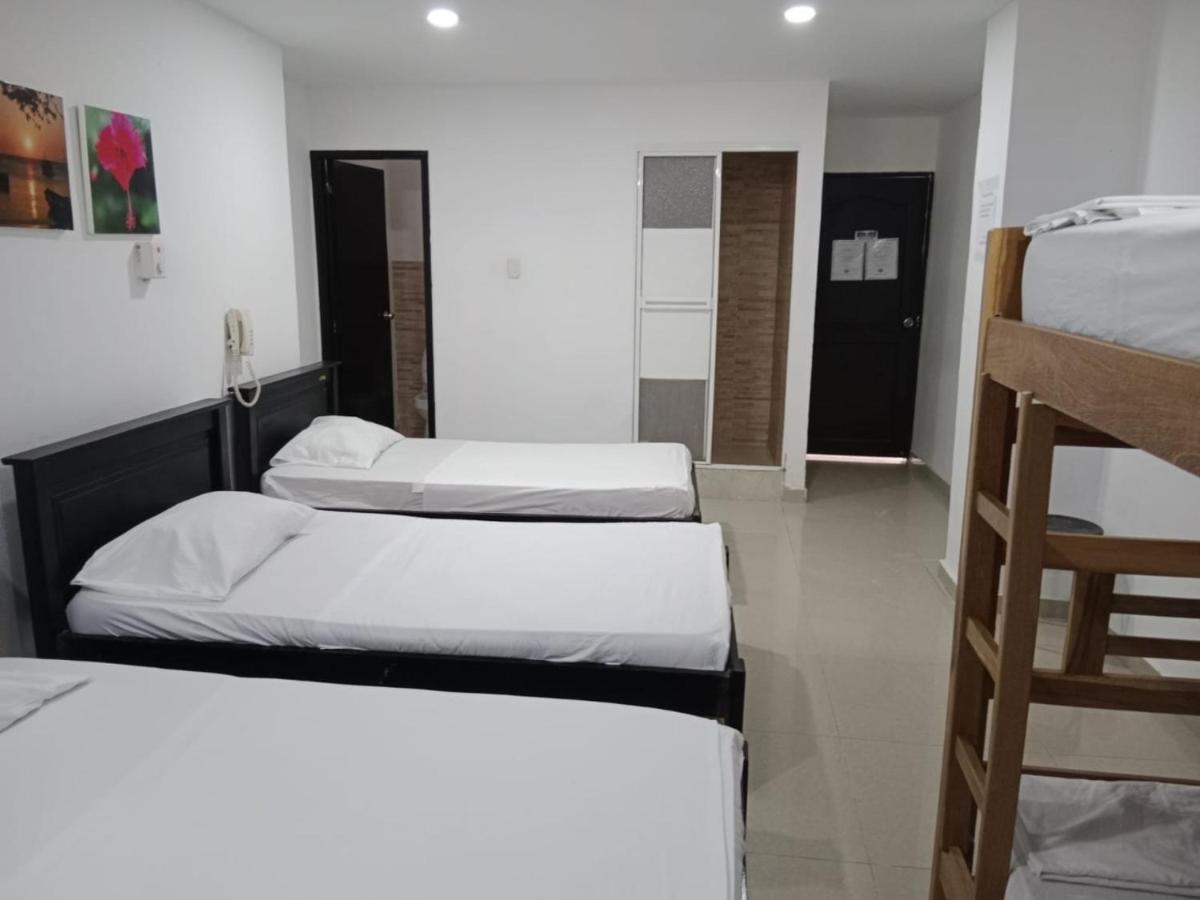 Hostal The Cantamar *