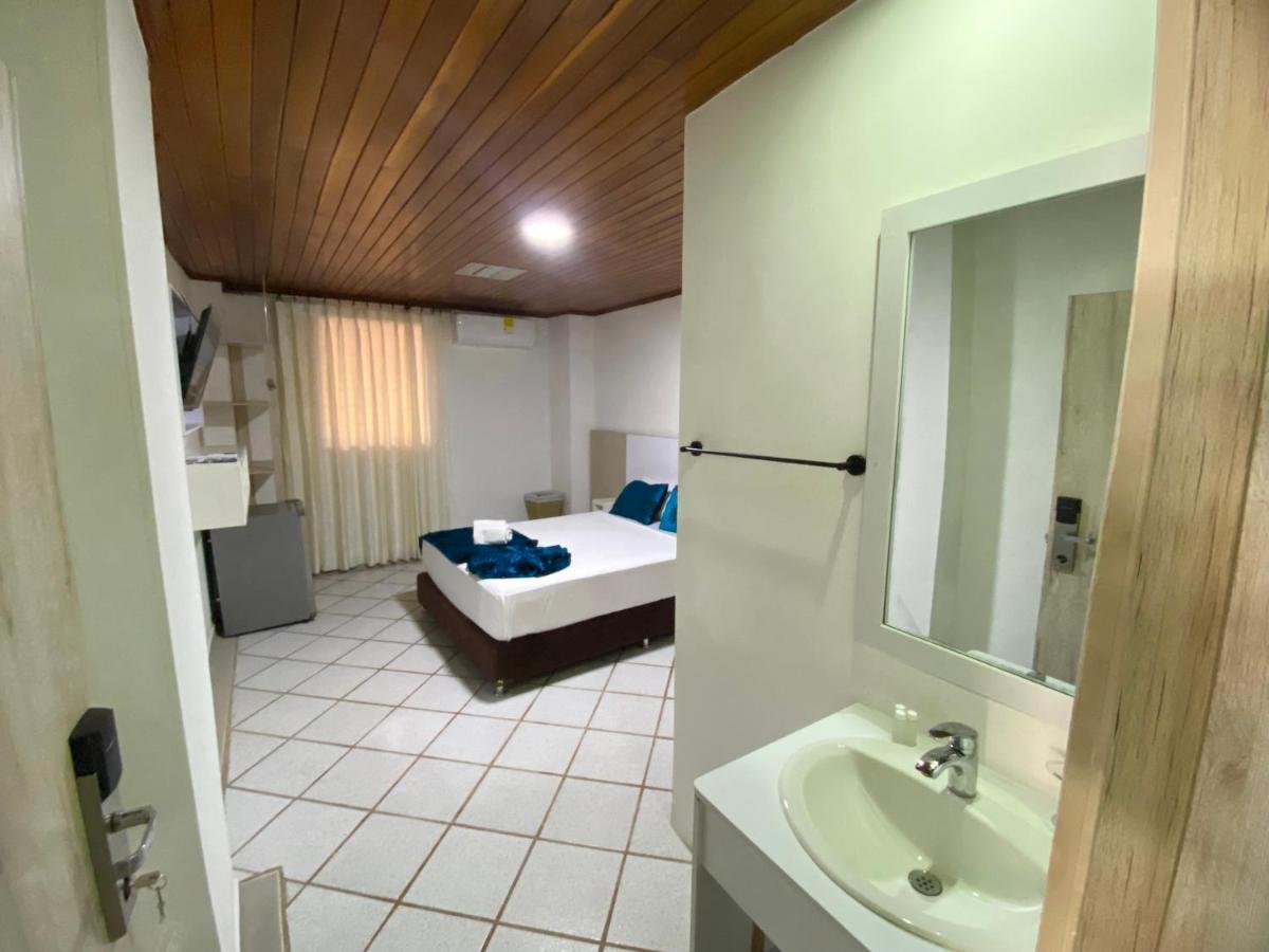Sorrento Beach Hotel *