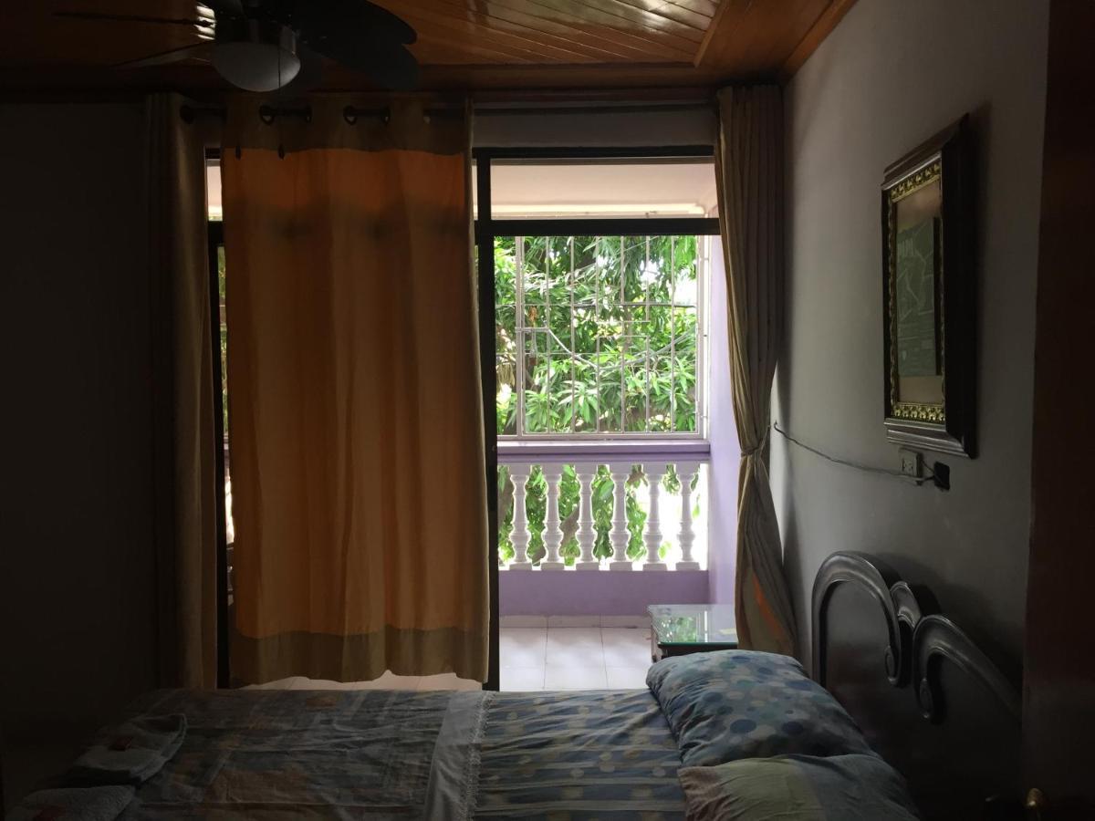 Casa Feliz *