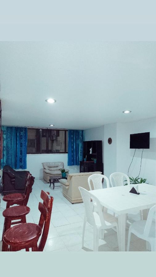 Apartamento En El Rodadero, Edificio En Primera Linea De Playa!