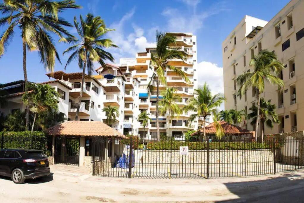 Edificio Arrecifes, La Vida Es Mejor Frente Al Mar Santa Marta (Magdalena)