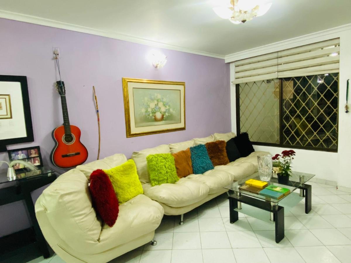 Casa Feliz *
