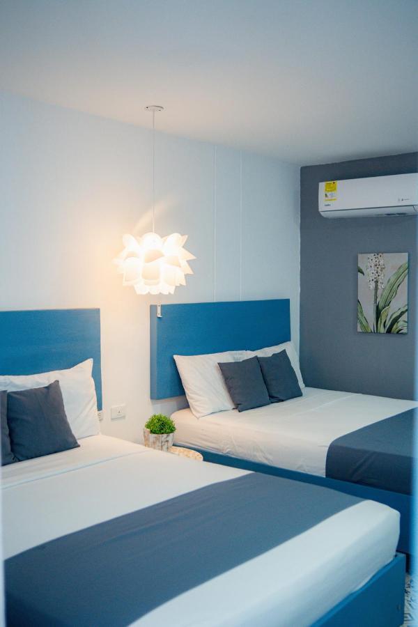 Adaz Mediterraneo Hotel 4*