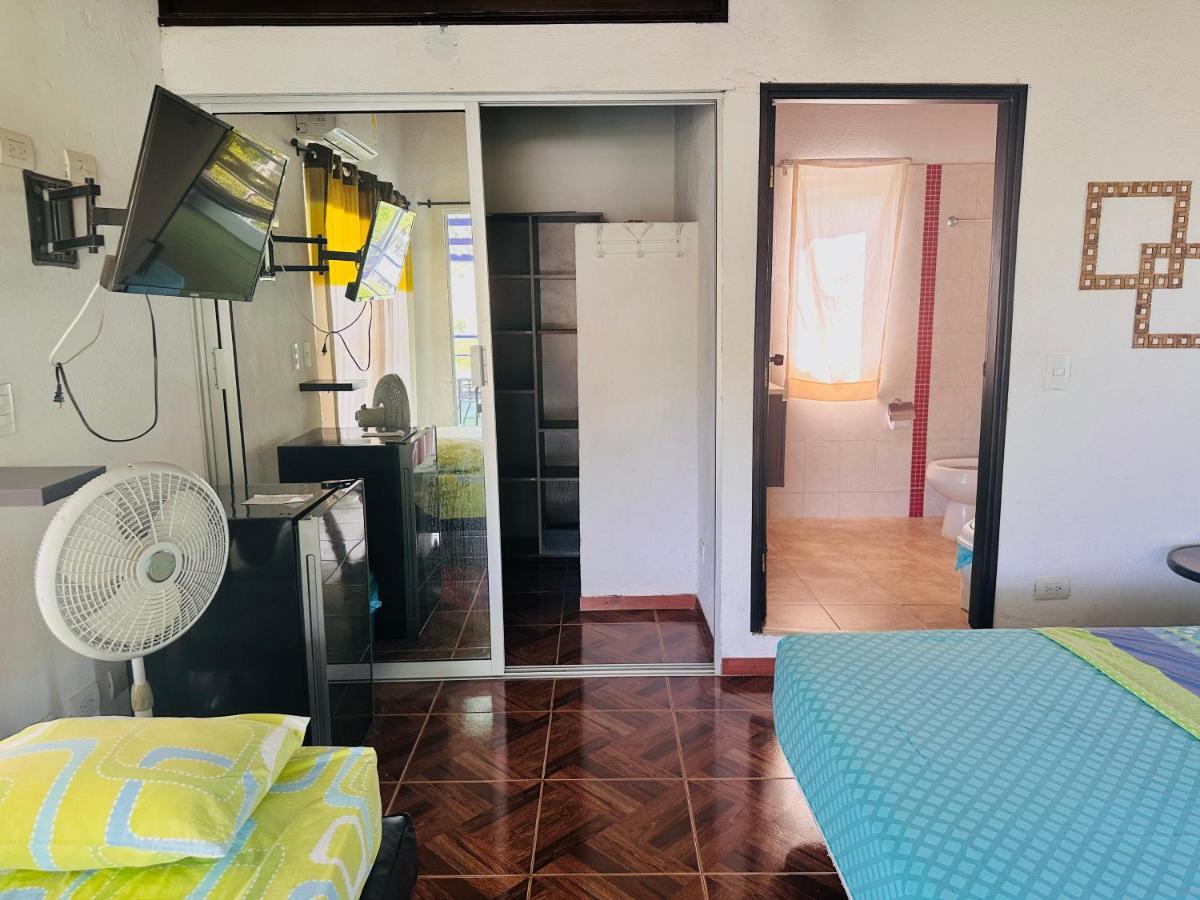 Casa Oasis Taganga Hotel 3*