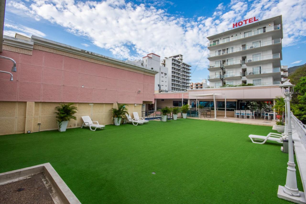 Sorrento Beach Hotel