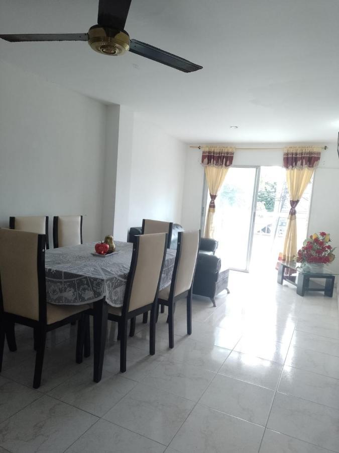 J.r Hotel Santa Marta (Magdalena)