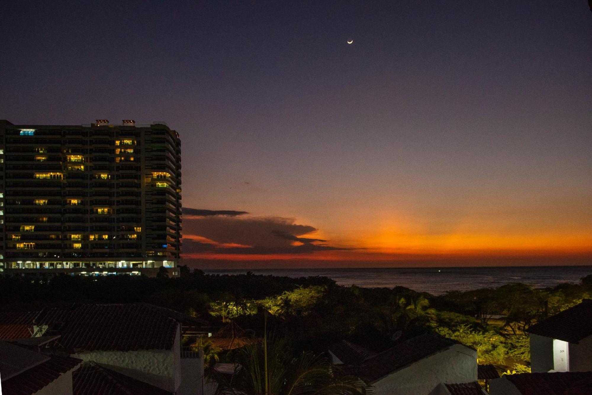 Apartment Comodo Con Vista Al Mar Y La Montana