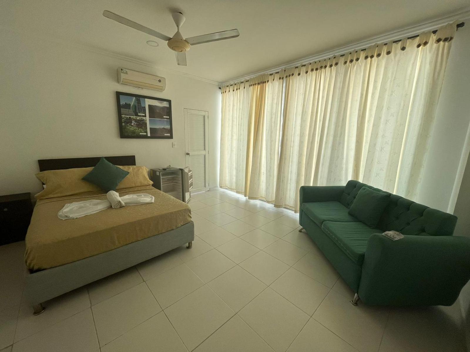 Aw Rodadero Suites