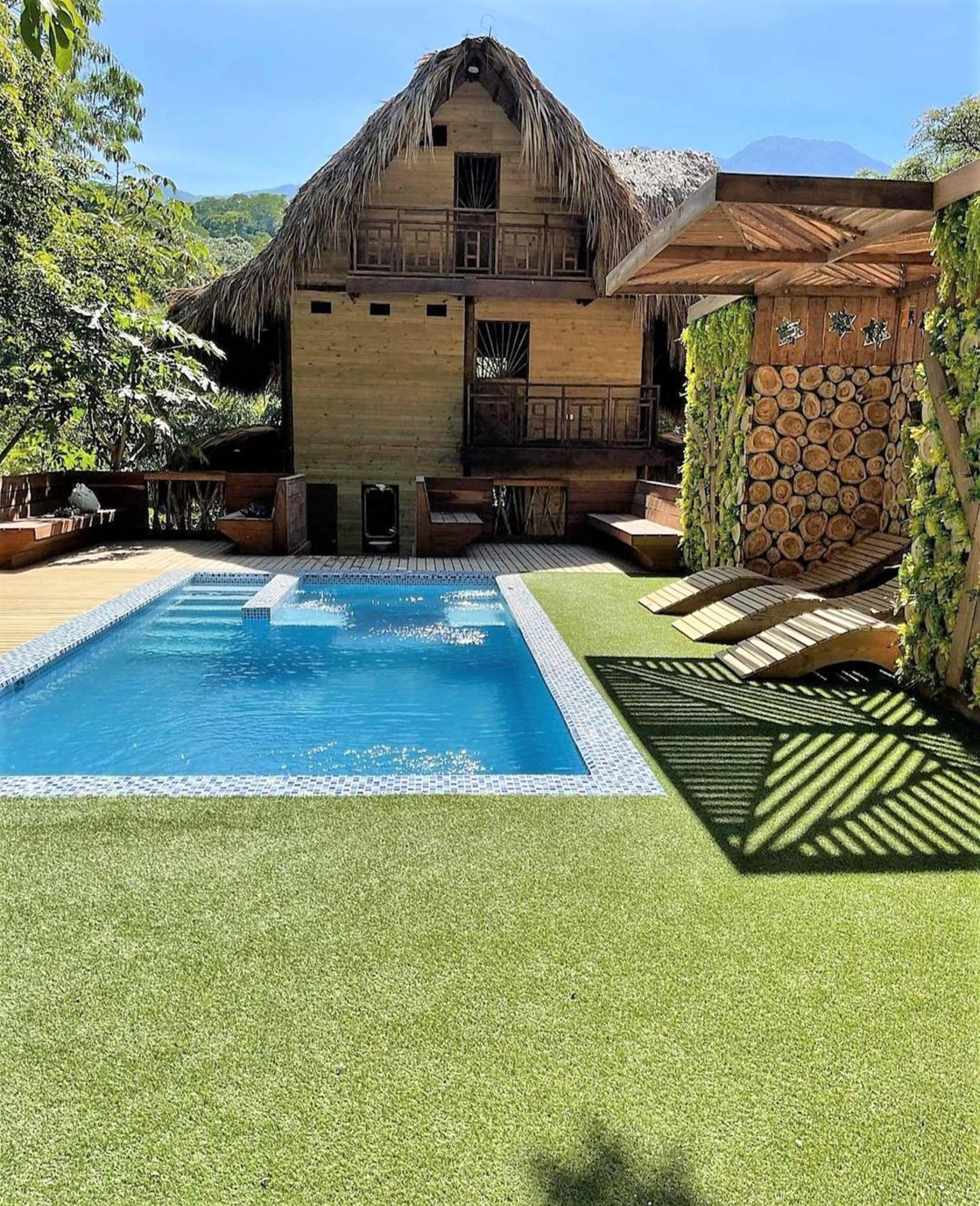 Club Sierra Limón Lodge