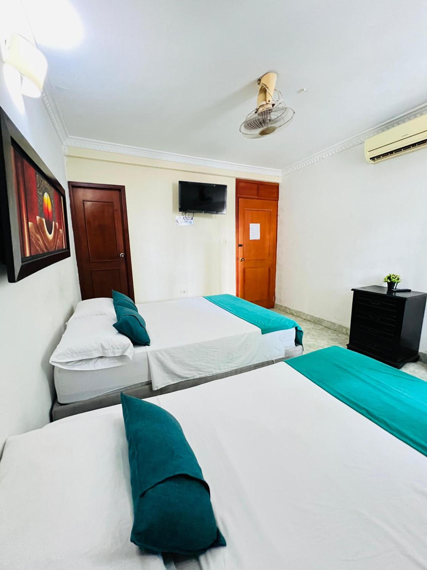 Hotel Ayenda Cocobeach 3*