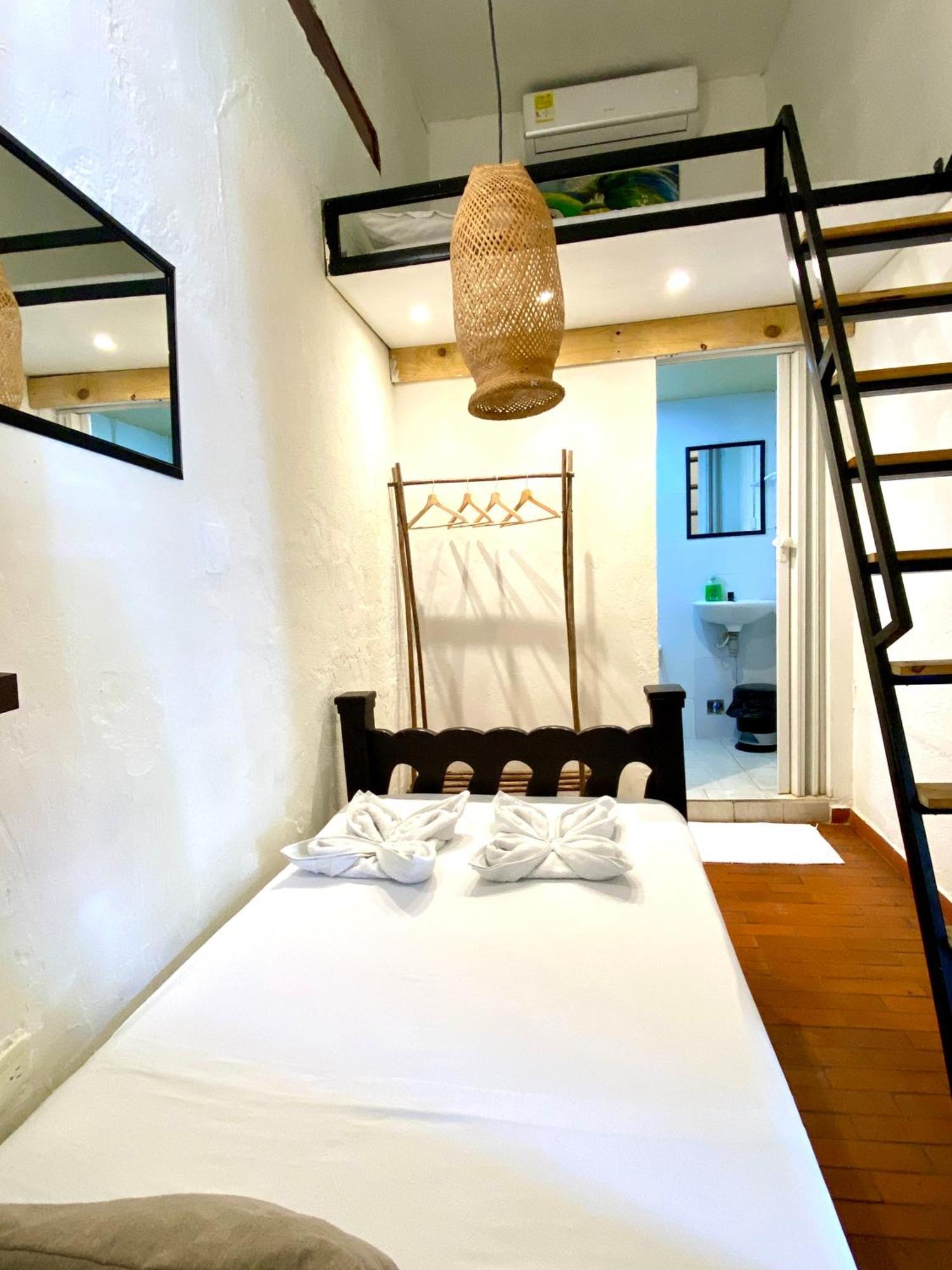 Hotel Aqui Estoy Central Santa Marta (Magdalena)