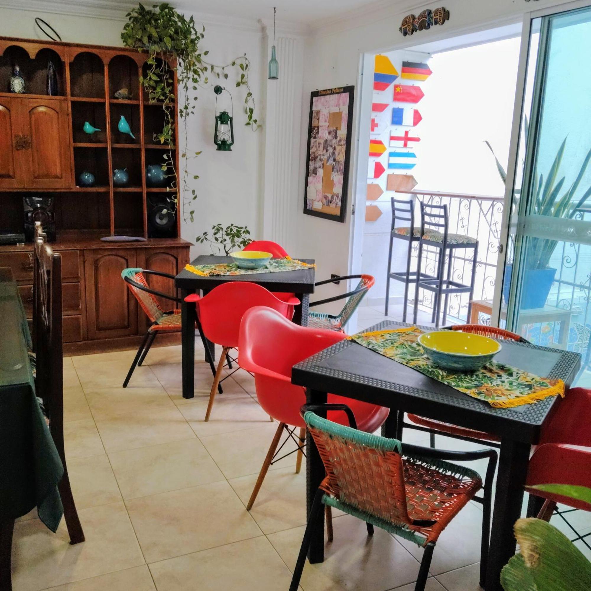 Casa De Mony Hostel