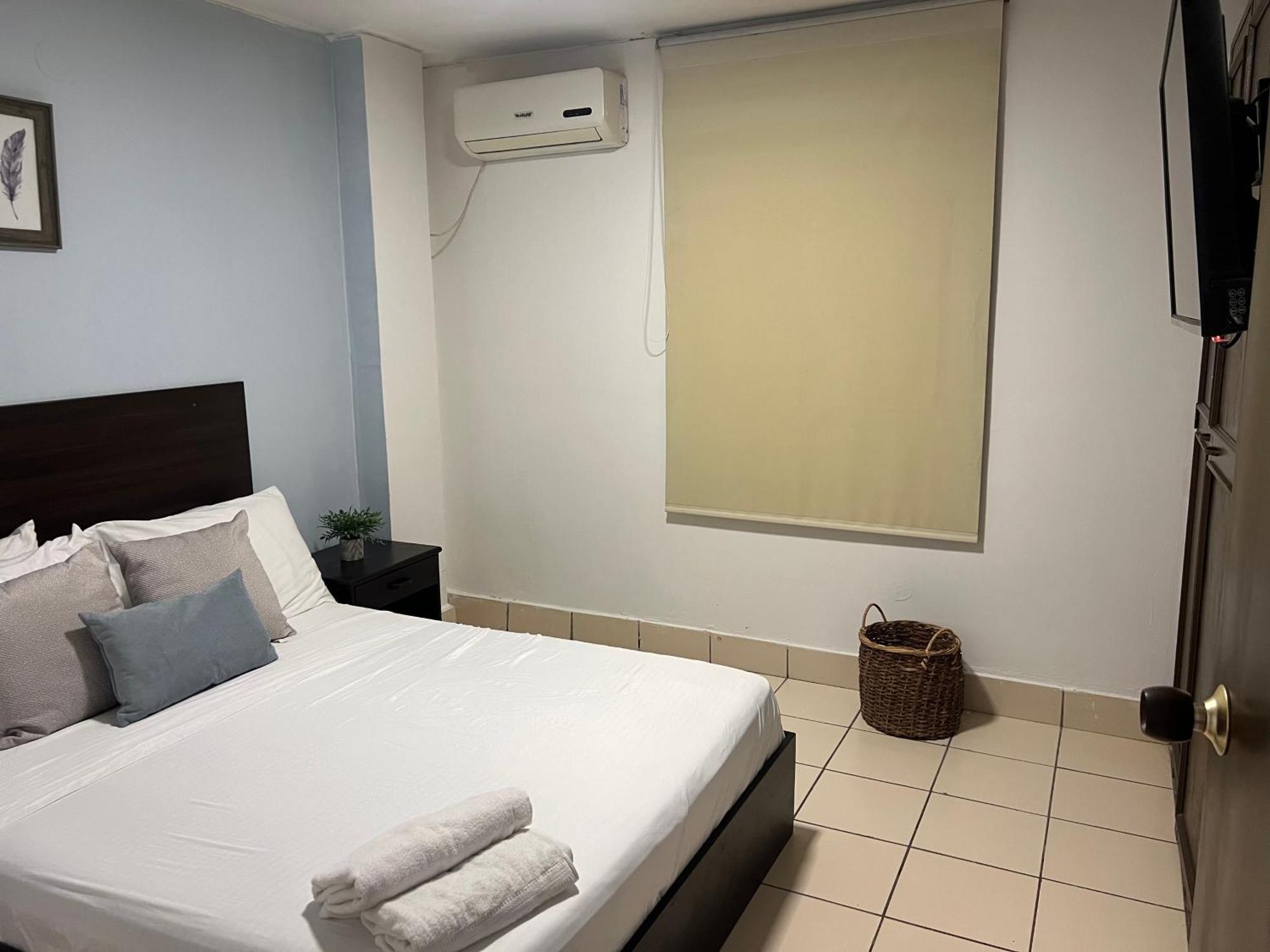Najhomi Hotel