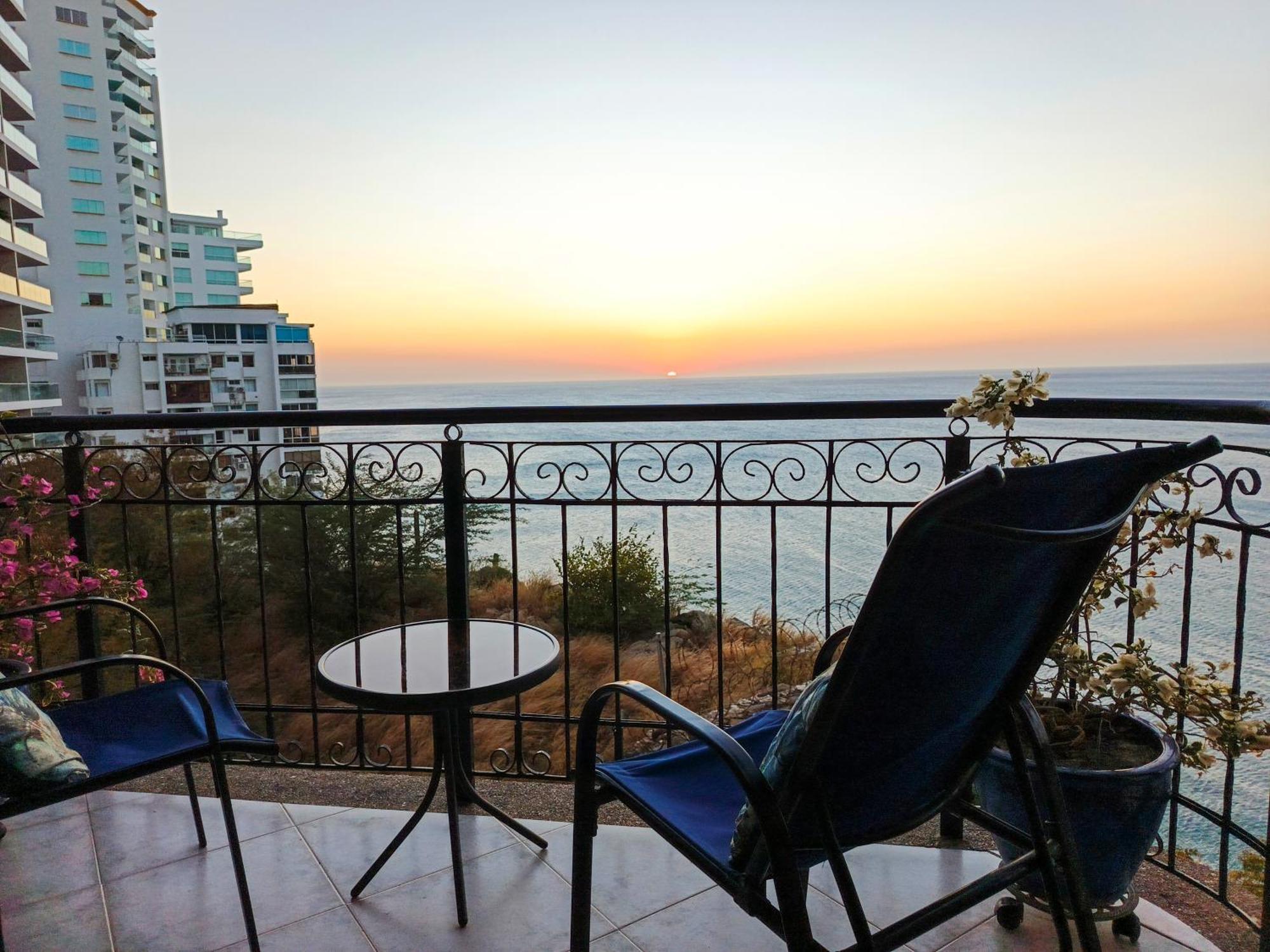 Apartamento Rodadero - Vistas Al Mar