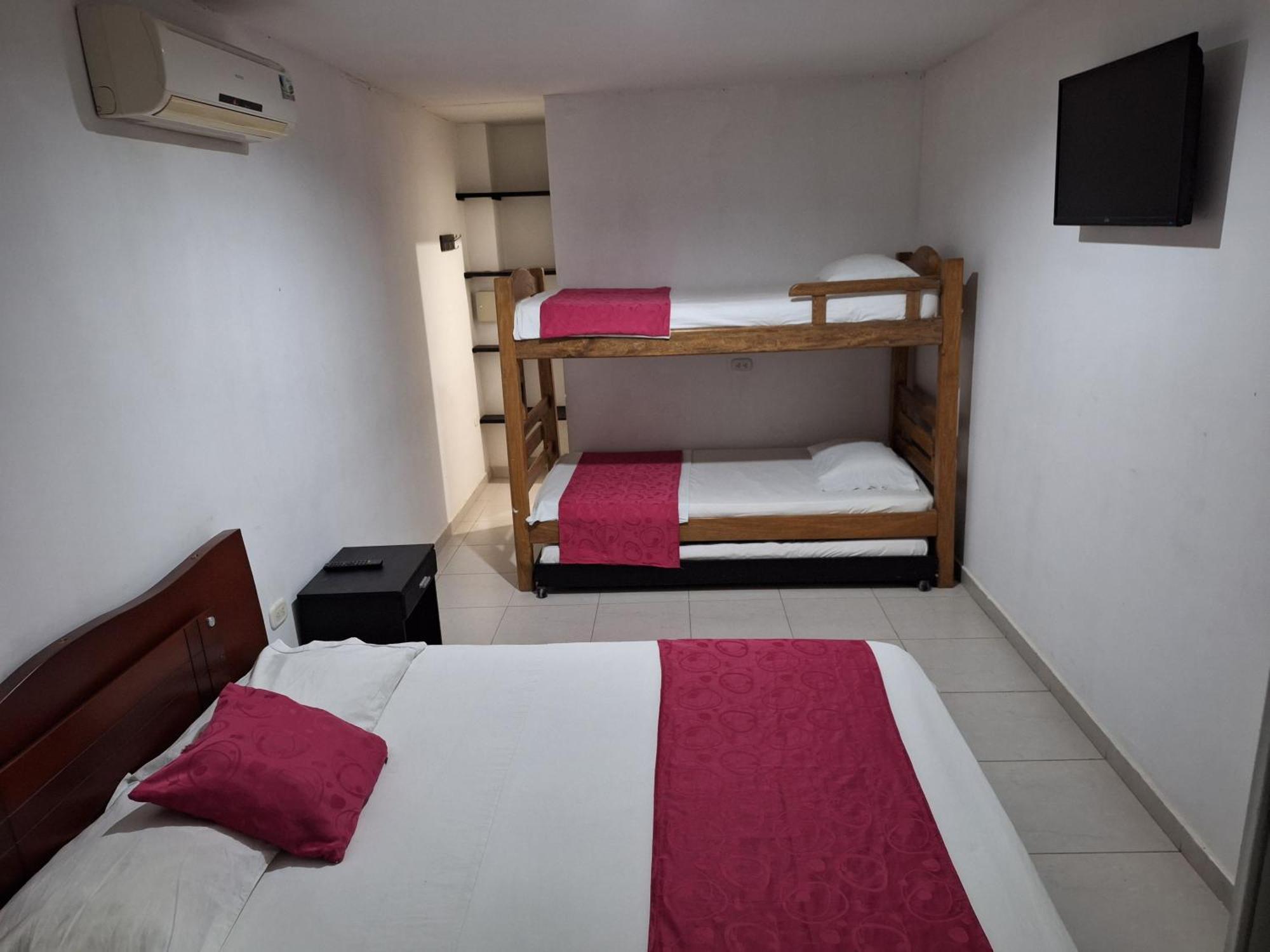 Apartahotel Tukasa Rodadero 2*