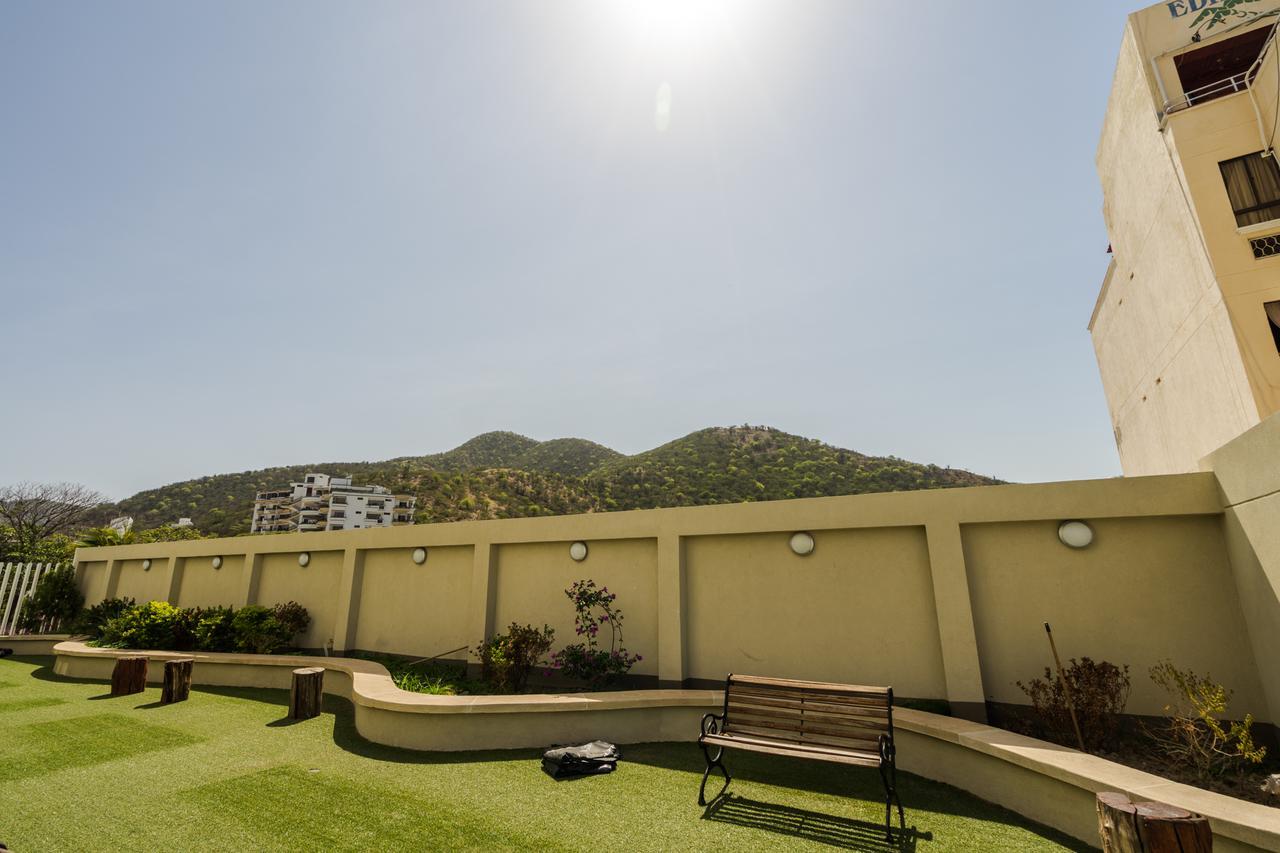 En El Rodadero Cerca Del Arrecife Mall Apartment *