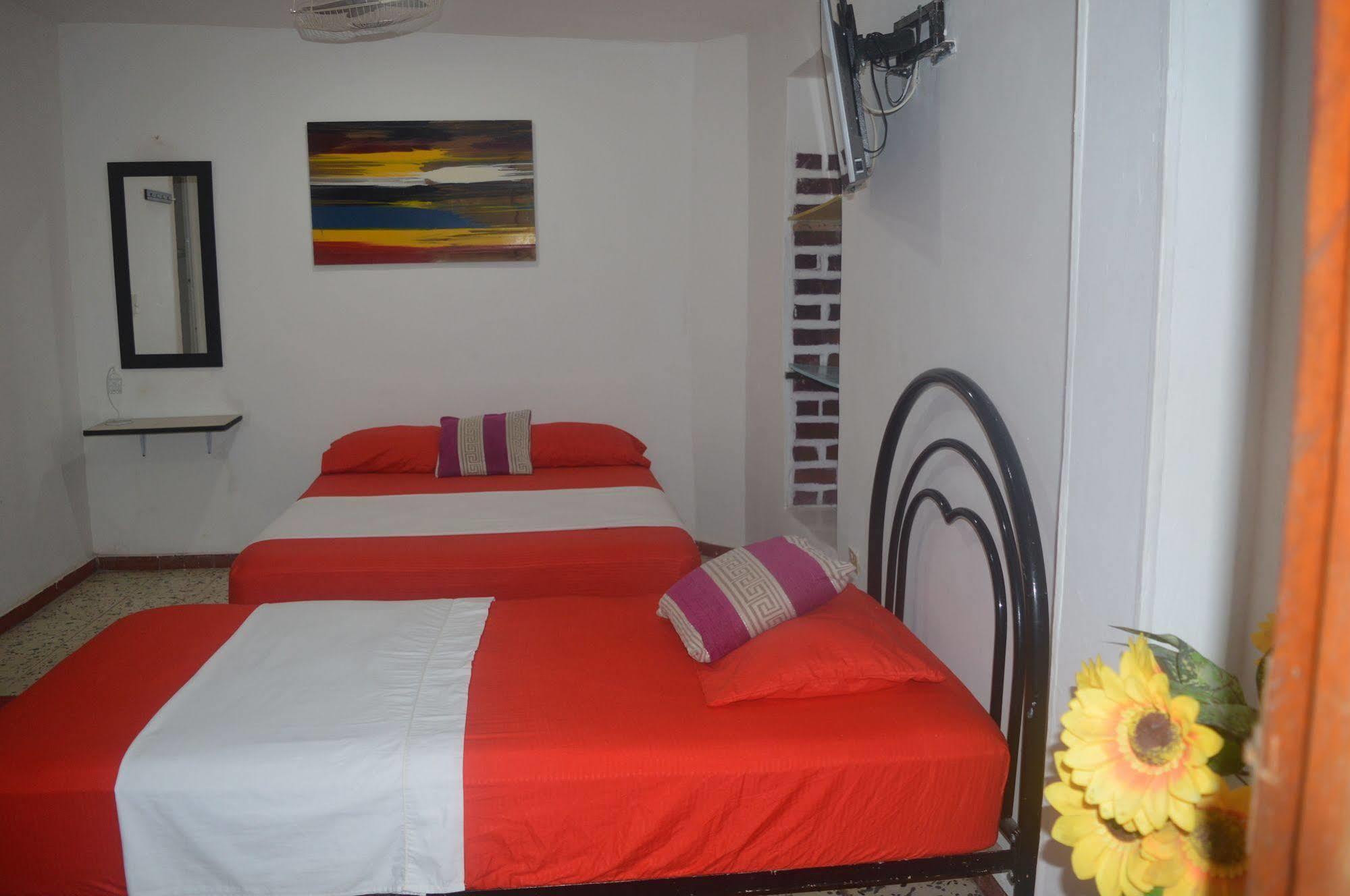 Miramar Hotel 2*