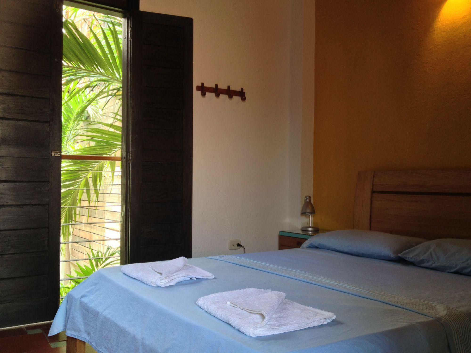 Aluna Casa Y Cafe Hostal *