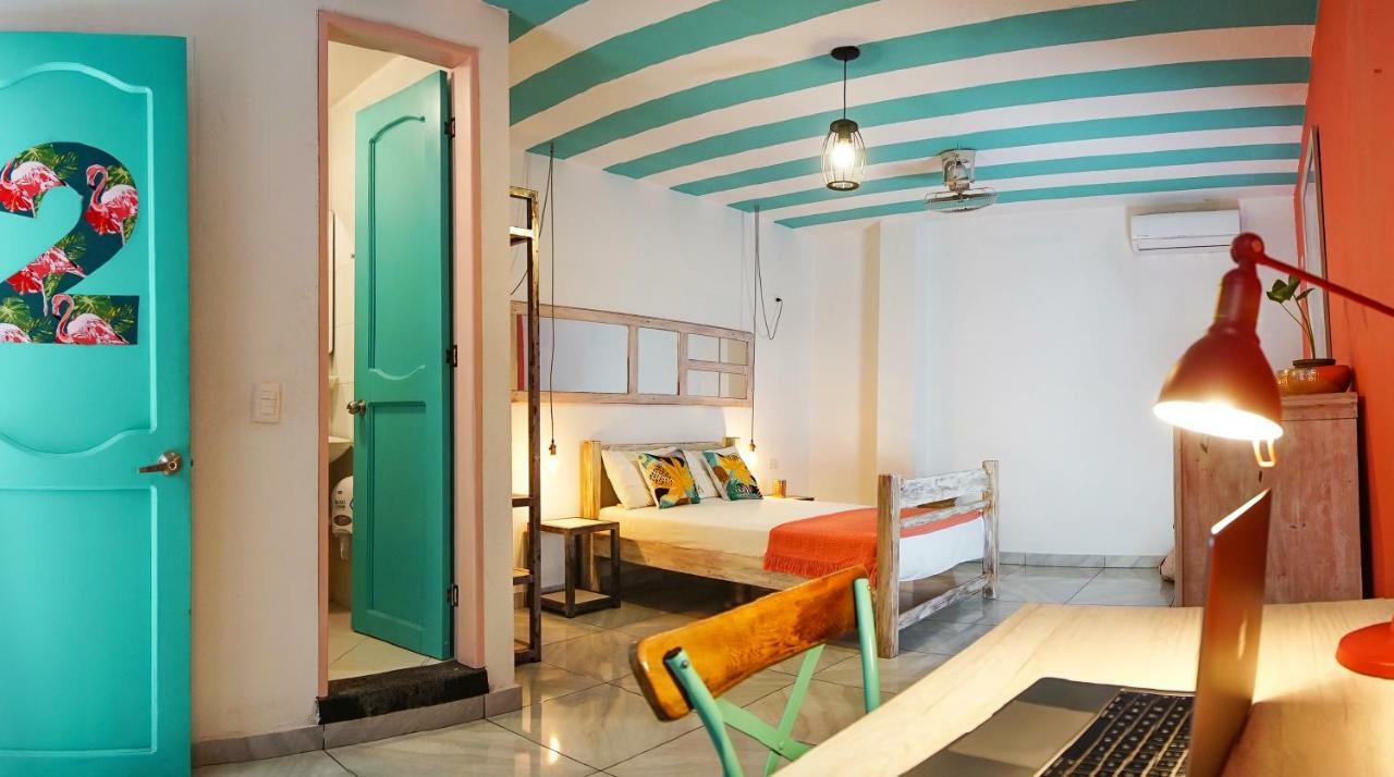 Hostel Flamingo & Coworking *