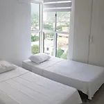 Hermoso, Central Y Comodo Apartamento En Santa Marta.