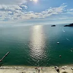Apartamento En Santa Marta Frente Al Mar