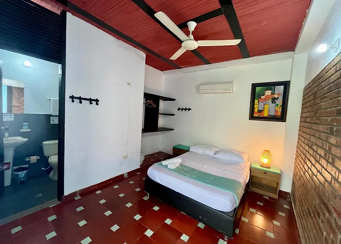 Sana Mar Hostel & Eco-Cafe