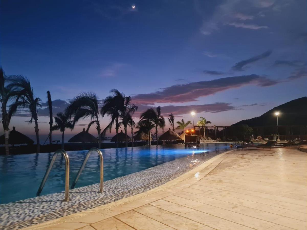En Samaria Club De Playa Privada Salida Directa Al Mar En Pozos Colorados Cerca A Zazue, Estelar, Playa Horizonte, Cabo Tortuga Apartamento