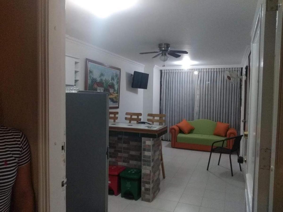 Acogedor A 15 Metros Del Mar Apartamento