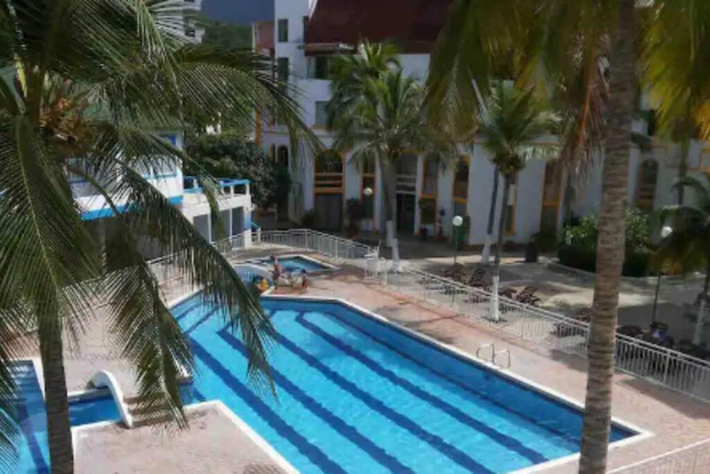Confortable En Hermoso Condominio.