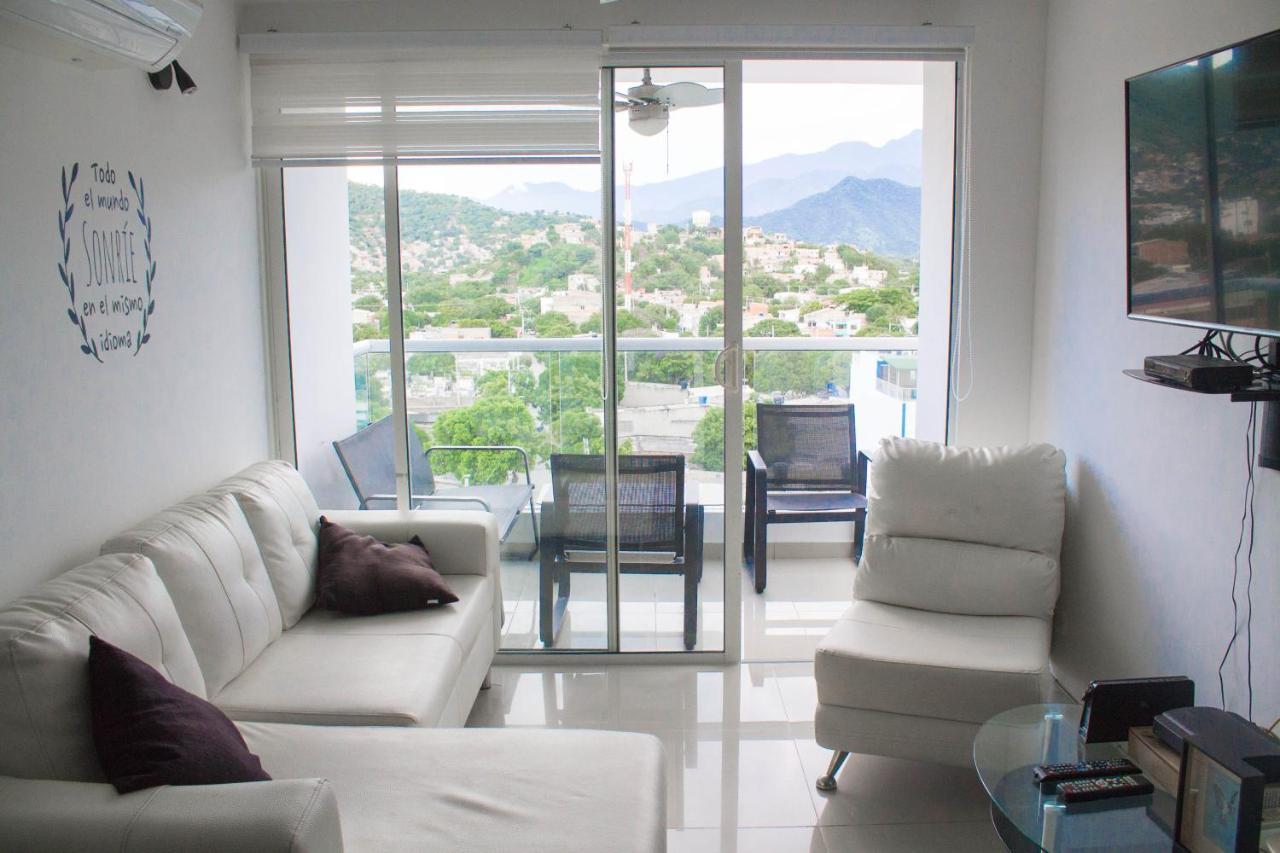 Hermoso, Central Y Comodo Apartamento En Santa Marta. Apartment *