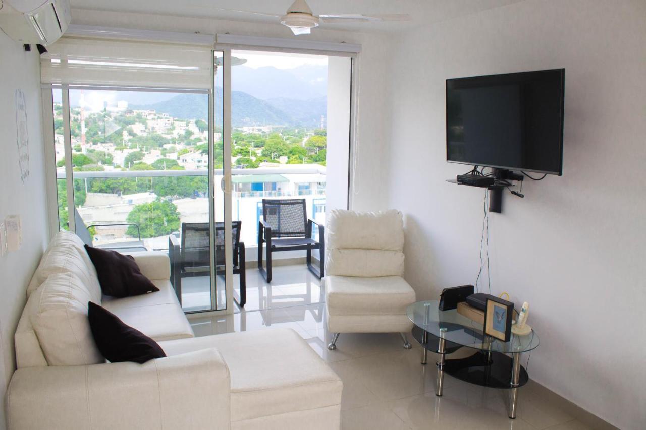 Hermoso, Central Y Comodo Apartamento En Santa Marta.