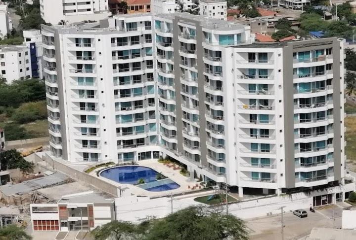 Edificio Aragoa, Rodadero Sur, * Santa Marta (Magdalena)