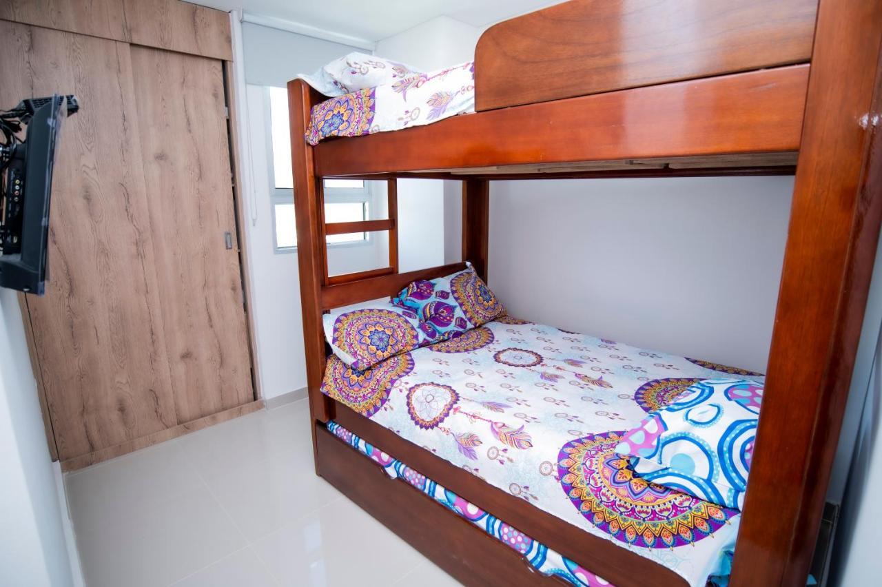 12 Vista Al Mar, Playa Rodadero, Apartment *